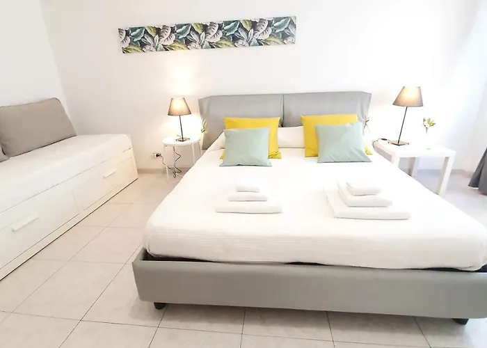 Doctor House - Policlinico Appartement *