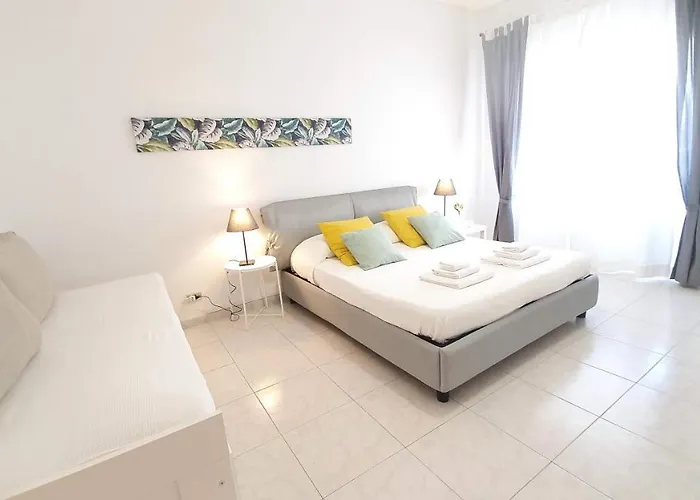 Apartment Doctor House - Policlinico